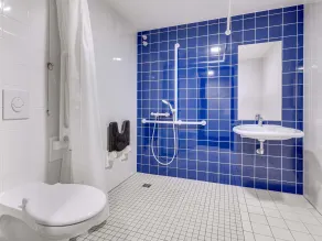 B&B Hotel Bremen-Überseestadt - Bathroom