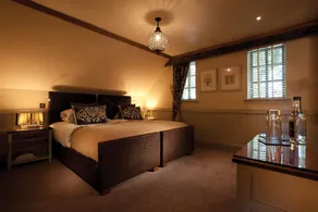 The Farmhouse Hotel and Restaurant - Chambre