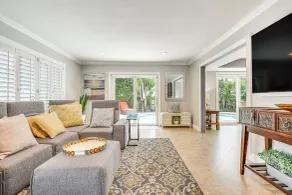 Sun-soaked Pompano Beach Home w/ Private Pool! - Interiör