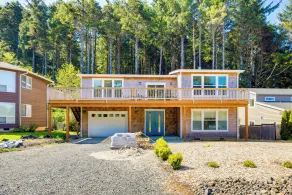 Modern Arch Cape Home: Ocean View, Steps to Beach! - Innenbereich
