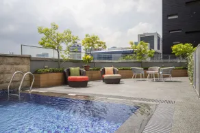 ibis Styles Singapore Albert - Pool