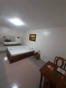 OYO 1026 Evita Hotel Bacoor - Room