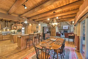 'serenity on the River' Luxe Lewisburg Cabin! - Interiør