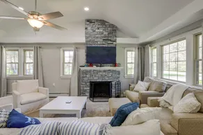 1 Mi to Lake Erie: Family-friendly Angola Home! - Interior