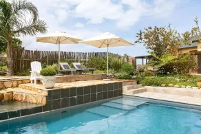 Narnia Guest House - Piscina
