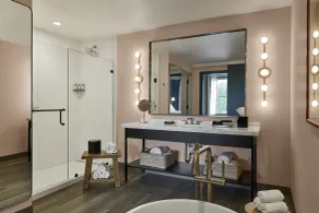 The Memphian, a Tribute Portfolio Hotel - Baño
