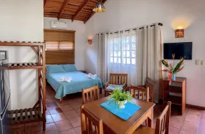 Ola Bonita BeachFront Apart Hotel - Room