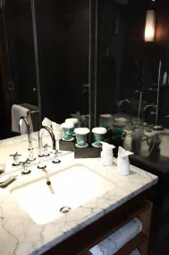 Beijing Hotel MOMC - Bathroom