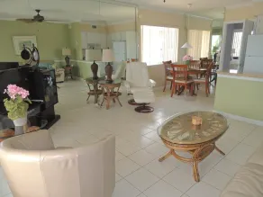 Aqua Mar Condos - Room