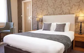 Sun Hotel by Greene King Inns - Room