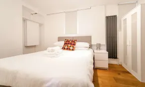 My Serviced Space - Battersea 1A - Zimmer