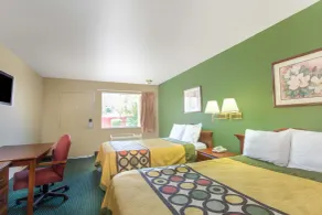 Super 8 by Wyndham Durham/University Area NC - Chambre