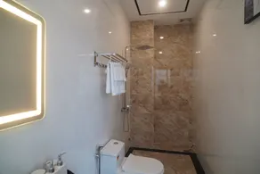 Queen Luxury Hotel Phan Rang - Bathroom