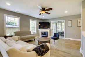 Charming Lewes Townhome w/ Sunroom: 5 Mi to Beach! - Interiør