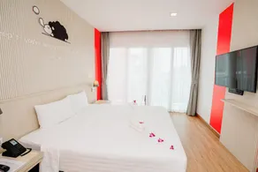 SLEEP WITH ME HOTEL design hotel @ patong (SHA Plus+) - Room