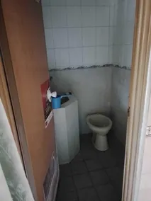 RedDoorz Syariah @ Hotel Sidomulyo Pacitan - Bathroom