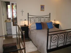 Adorable Tuscan Cottage With Beautiful Garden Just Outside Lucca, Sleeps 2 - Badeværelse