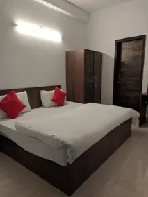 ADB Rooms Hotel Toravio - Room