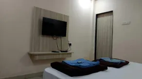 Raj Resort Vapi - Room