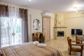 Artemissoula near airport - Habitación