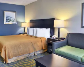 Quality Inn Thornburg - Zimmer