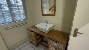 Brookyard Guest House - Badrum