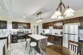 4 Mi to Market Square: Bright Apt w/ Balconies - Interiør