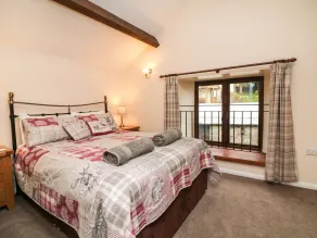 Red Deer Cottage - Room