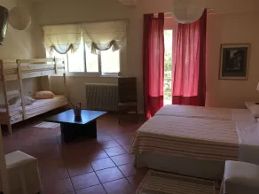 Rex Hotel - Bebeka's - Zimmer