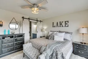 Pool & Lake Access! Sunset-View Gem in Osage Beach - Intérieur
