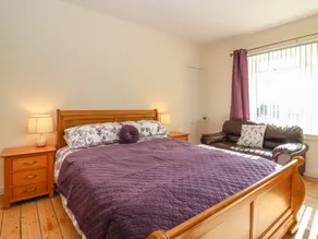 Blue Skies Cottage - Room