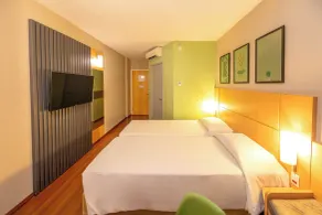 HUS HOTEL Dourados - Ausblick vom Zimmer
