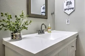 Remodeled Home w/ Spa & Deck: Walk to Dillon Beach - Innenbereich