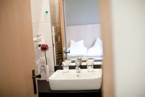 NEUWIRT - Boutiquehotel & Wirtshaus - Chambre
