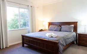 Point Lonsdale 1 Bedroom Apartment - Room
