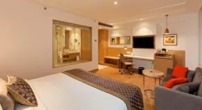 Lemon Tree Hotel Lucknow - Room