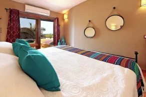 Private 4-Story Oceanside Luxury Vacation Home with 5-Star Personal Concierge - Zimmer