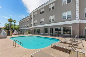 Country Inn & Suites by Radisson, Tucson Airport, AZ - Pool