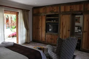 Aark Guest Lodge - Camera