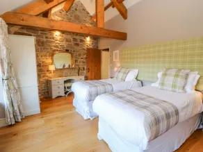 The Byre, Sedbury Park Farm - Chambre