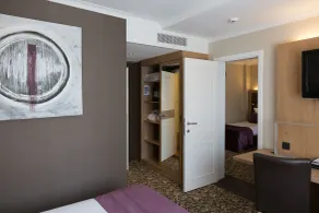 Hotel Restaurant Van Der Valk Nivelles-Sud - Room