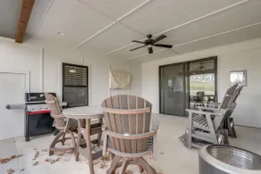 Steps From the Water! Grand Lake Getaway w/ Patio - Innenbereich