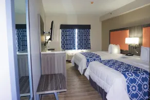 The Waves Hotel, an Ascend Collection Hotel - Rum