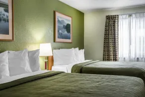 Hudson Inn & Suites - Habitación