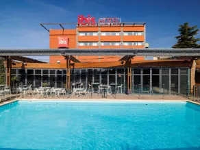 ibis Valence Sud - Piscine