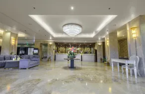 Golden Tulip Kukas Jaipur - Resepsjon