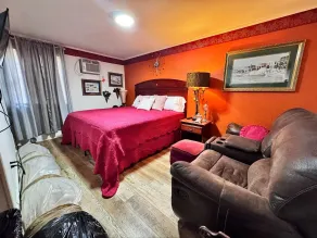 Chesterfield Hotel by OYO Hwy 9 - Room
