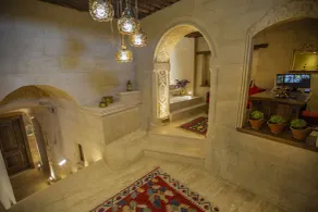 Mak's Cave House - Reception