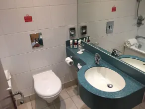 Holiday Inn Dover by IHG - Bathroom