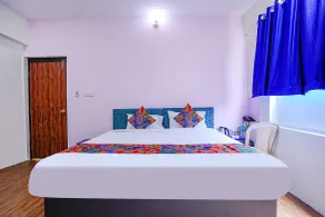 FabHotel Aishwarya Inn - Chambre